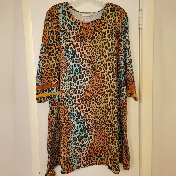 Southern Stitch Multi-Colored Leopard Print Top, 3XL - Picture 1 of 10